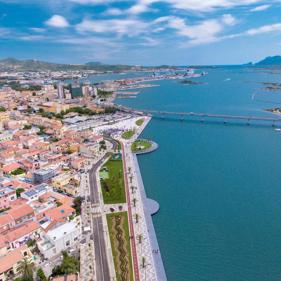 Holiday Olbia Appartamento A Due Passi Dal Lungomare E Centro Citta ภายนอก รูปภาพ